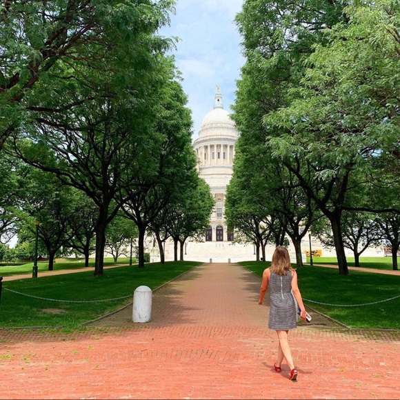 Meet Your Posher: Kaitlyn D - Picture 1 of 3